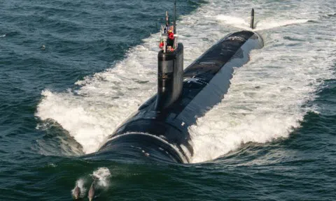 Hải quân Mỹ được trang bị tàu ngầm hạt nhân lớp Virginia mới nhất