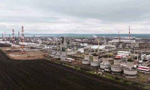 Gã khổng lồ Lukoil Nga có động thái mới với nhà máy lọc dầu ở Bulgaria